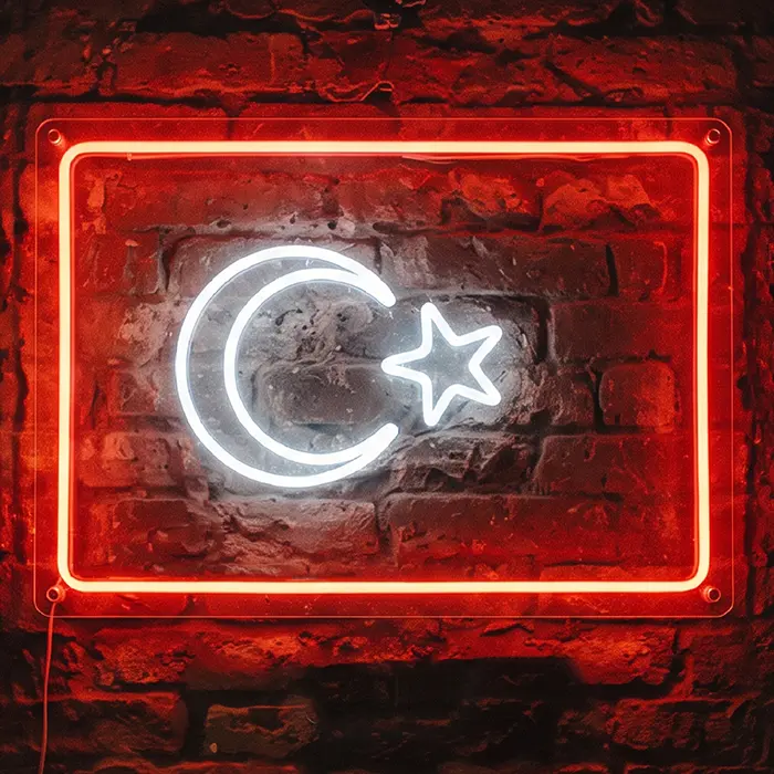 Türkische Flagge Neon LED Schild – Dimmbar, USB oder 12V | Türkei Fan Wanddeko