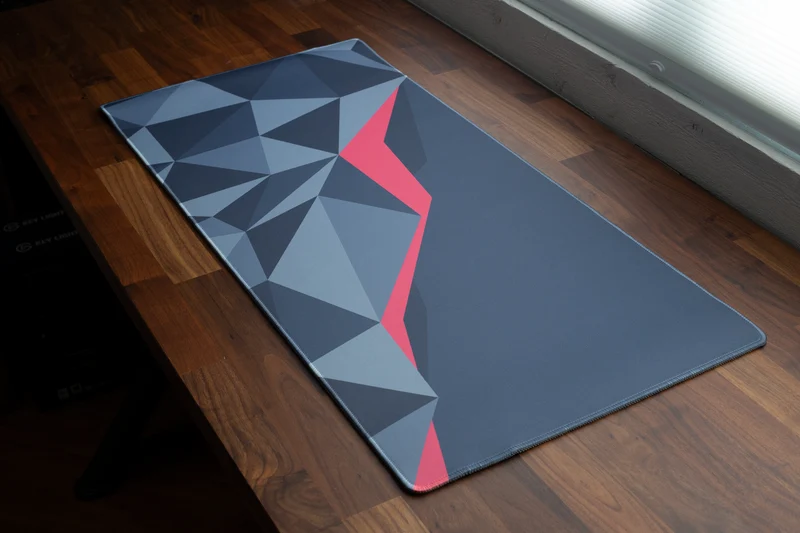 8008 Deskpad