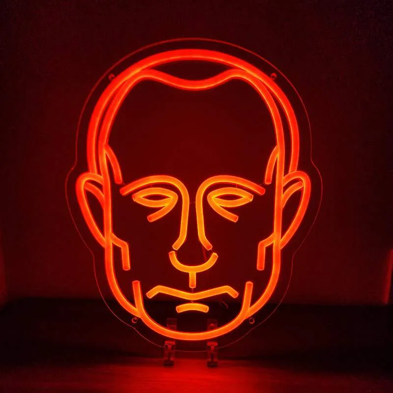 Putin Kopf Neon LED Schild – USB, dimmbar | Pop Art Wanddeko