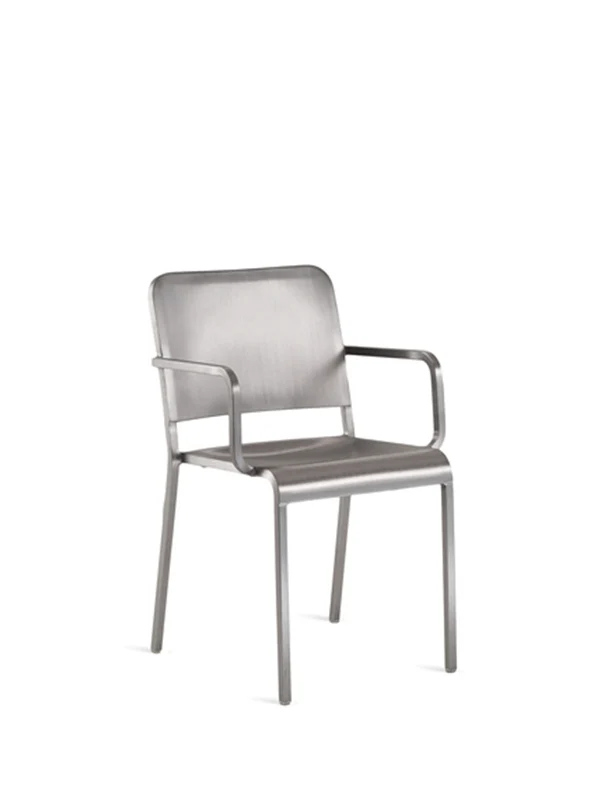 20-06 Armchair