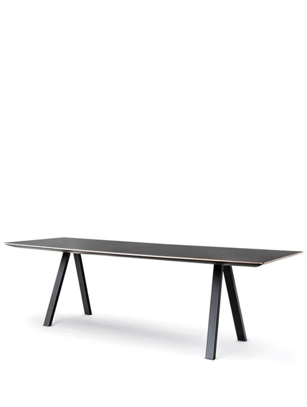 Arki Table